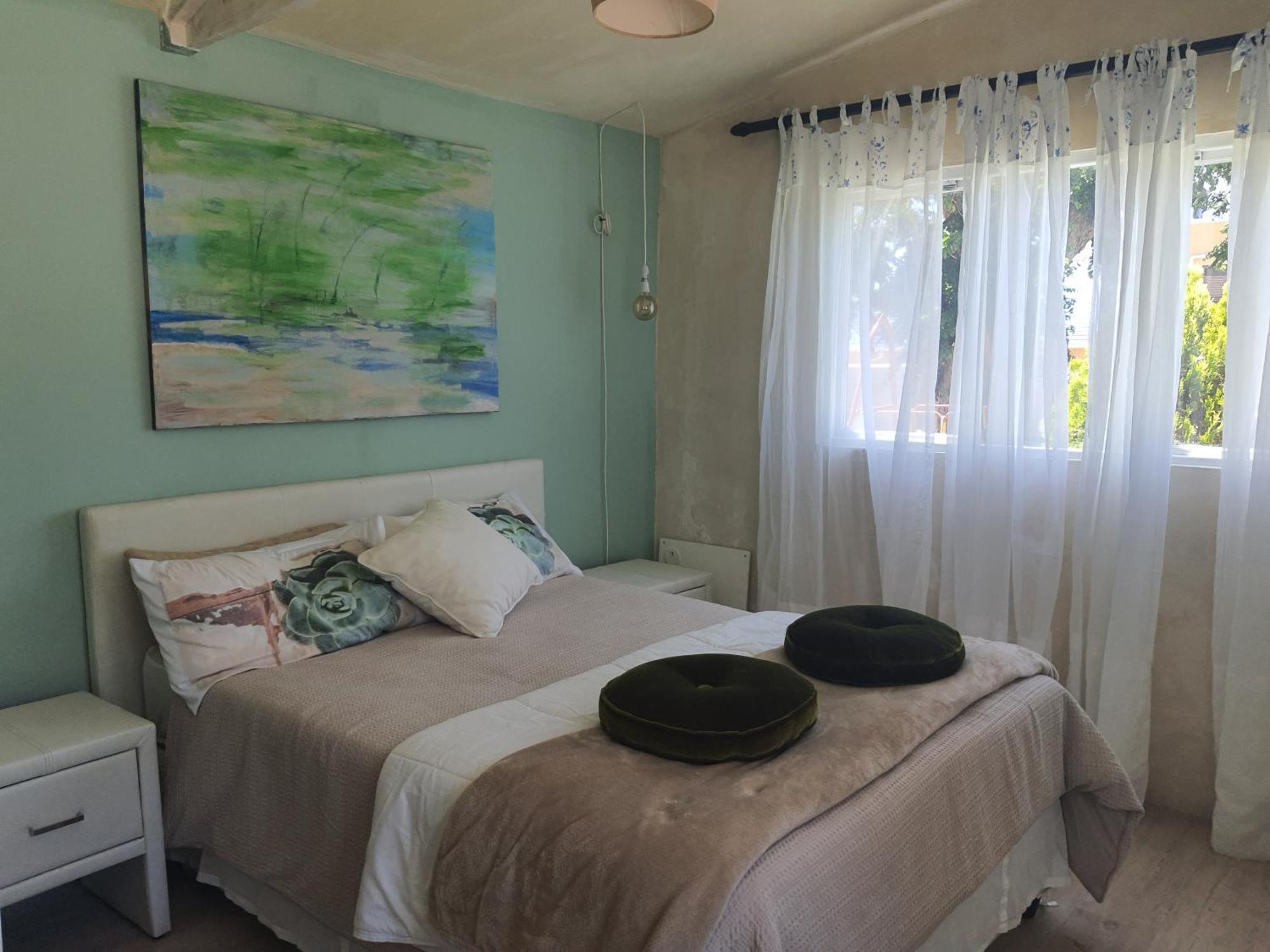 Ronel's Cosy Spaces Apartment *